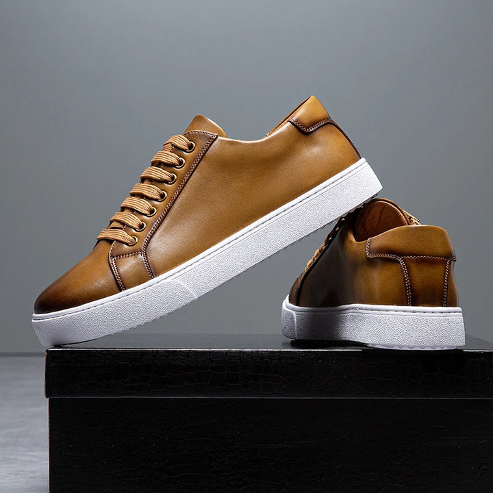Colton Low-Top Sneaker