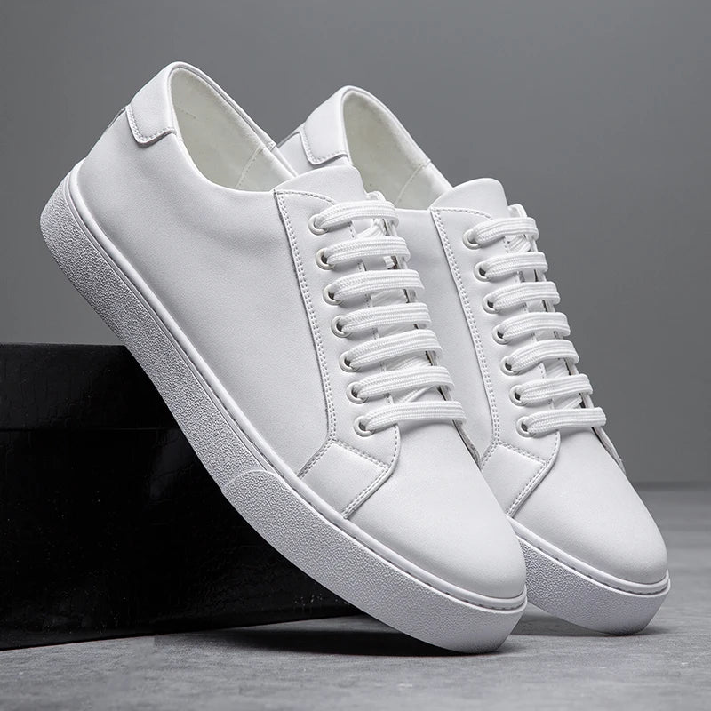 Colton Low-Top Sneaker