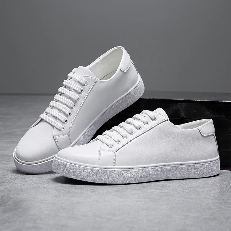 Colton Low-Top Sneaker