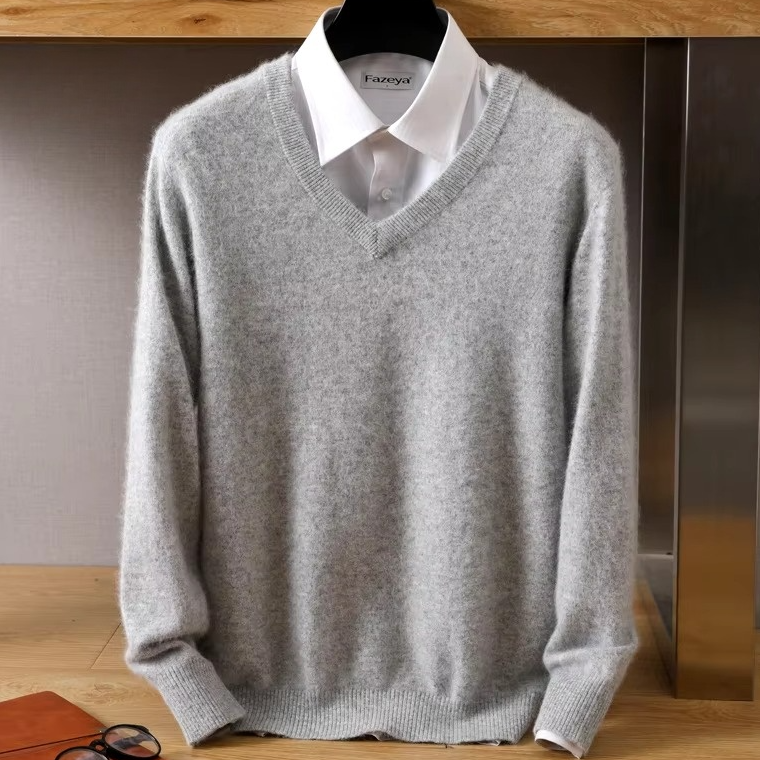 Leandro Cashmere V-Neck